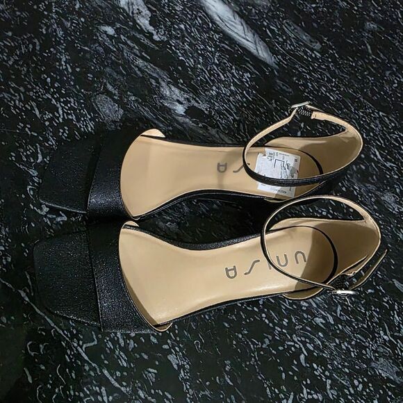 BRAND NEW UNISA LOW-HEEL WEDGE SHIMMER QUARE- TOE SANDAL - Picture 3 of 13